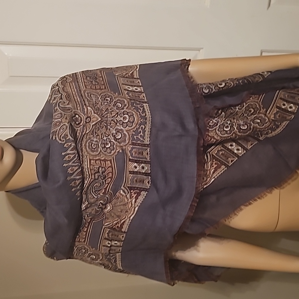 VINTAGE Italian cashmere and silk   vintage paisley challis shawl 1980s
